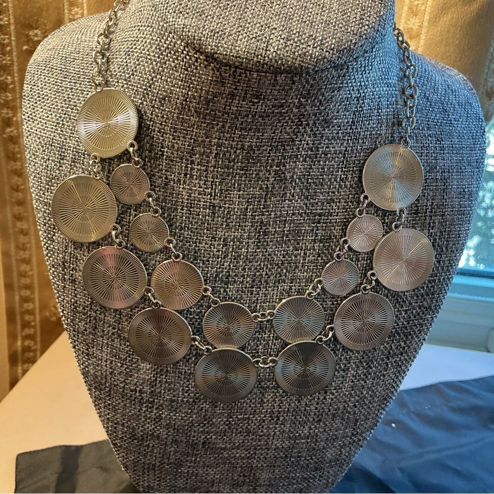 Silvertone Adjustable Necklace for Women with Radiant Engaved Discs - Picture 4 of 11